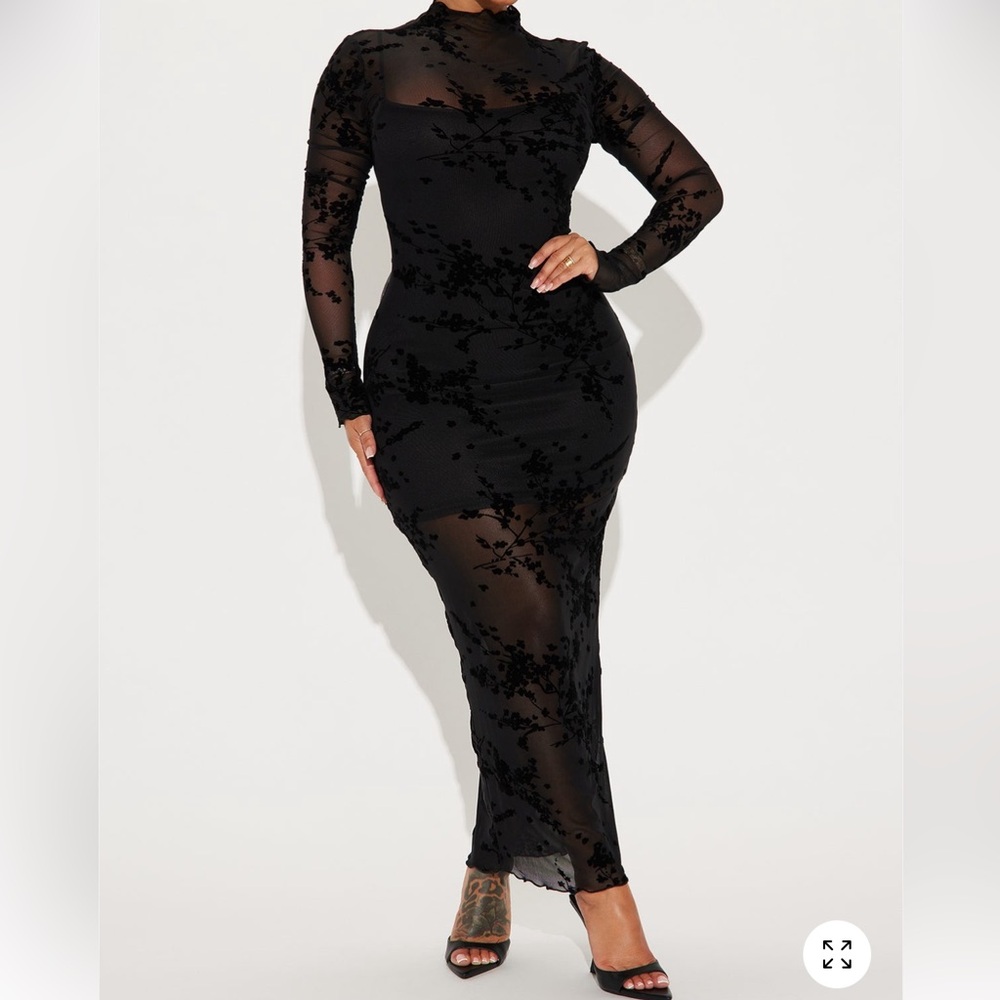 Black lace dress